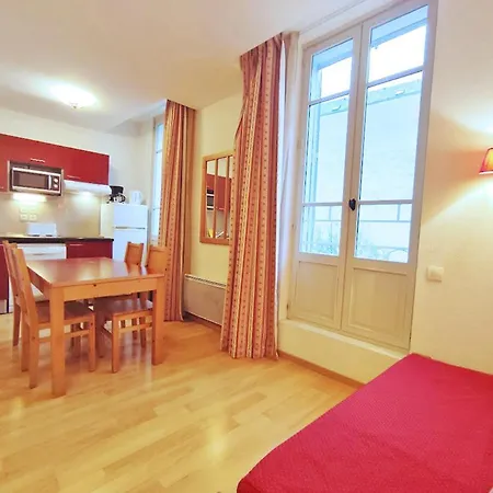 Le Marmotton, T2, Centre Luchon, Wifi, Casier A Skis, Ascenseur, 5 Personnes Bagneres-de-Luchon Exterior photo